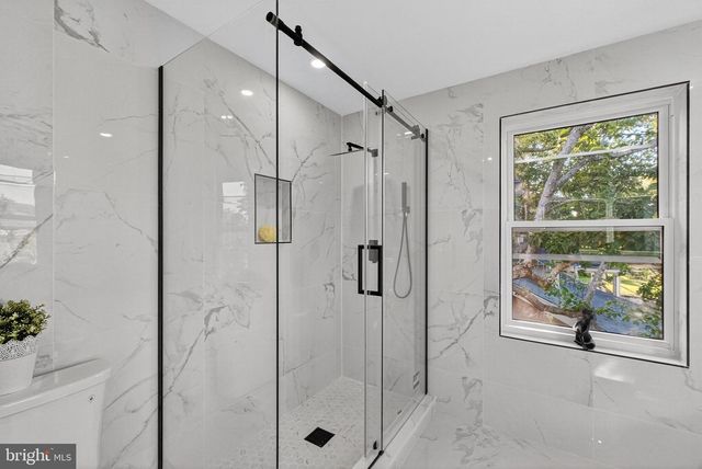 1923 JACKSON ST NE, Washington, DC 20018