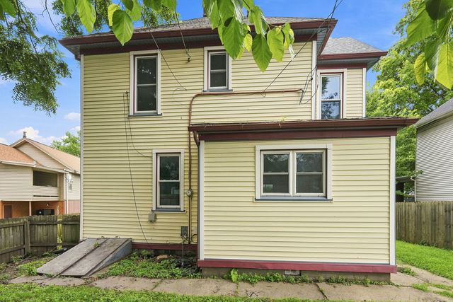 2626 Brady Street, Davenport, IA 52803