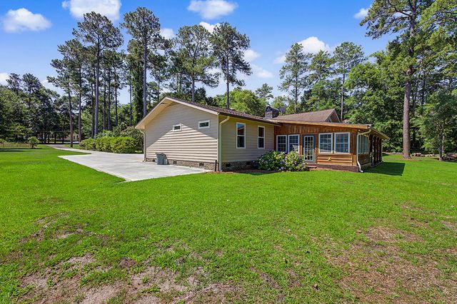 164 Mohican Drive, Georgetown, SC 29440