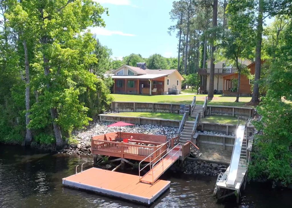 164 Mohican Drive, Georgetown, SC 29440