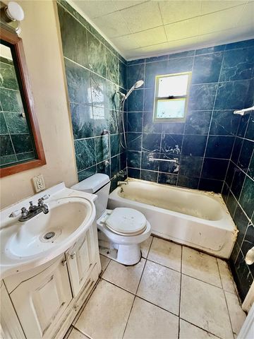 2118 1ST AVENUE E, Palmetto, FL 34221