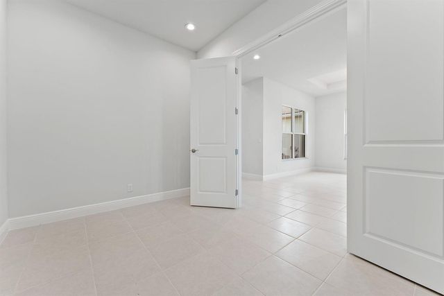 12550 NAUTILUS Circle, Palm Beach Gardens, FL 33412