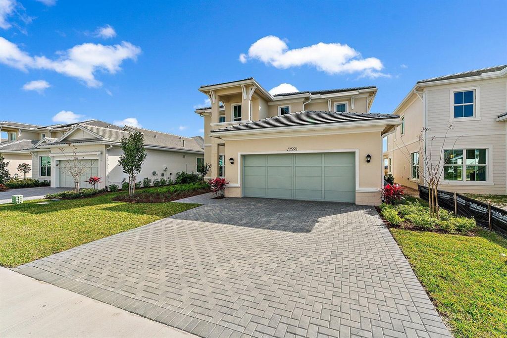 12550 NAUTILUS Circle, Palm Beach Gardens, FL 33412
