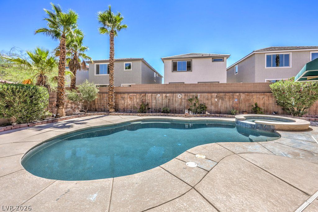 7661 Damascus Avenue, Las Vegas, NV 89113 — photo 2