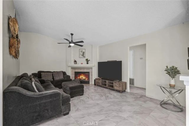 811 Alondra Drive, Hemet, CA 92545