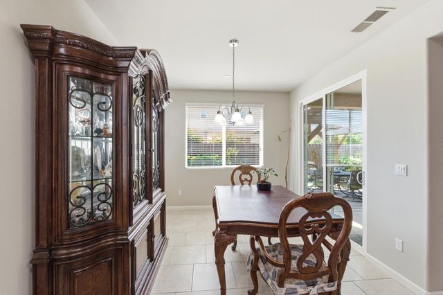 3546 Saginaw Avenue, Clovis, CA 93619