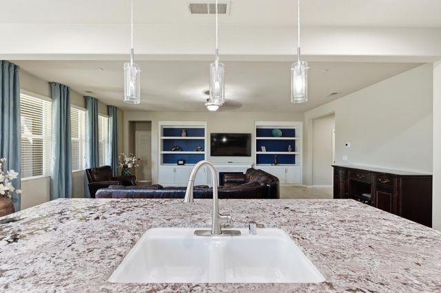 3546 Saginaw Avenue, Clovis, CA 93619