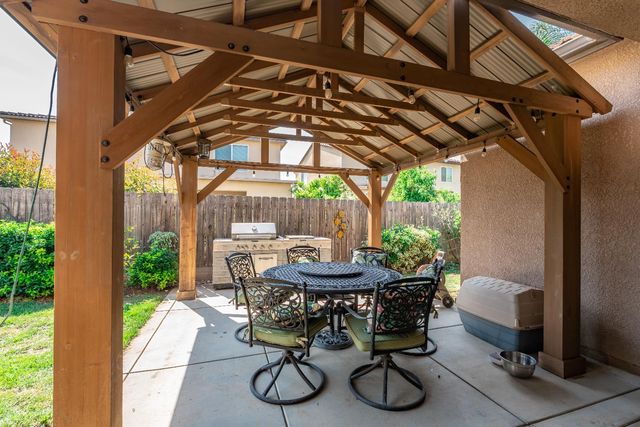 3546 Saginaw Avenue, Clovis, CA 93619