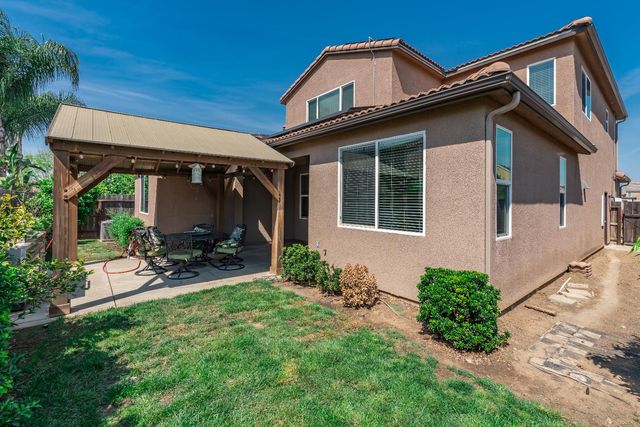 3546 Saginaw Avenue, Clovis, CA 93619