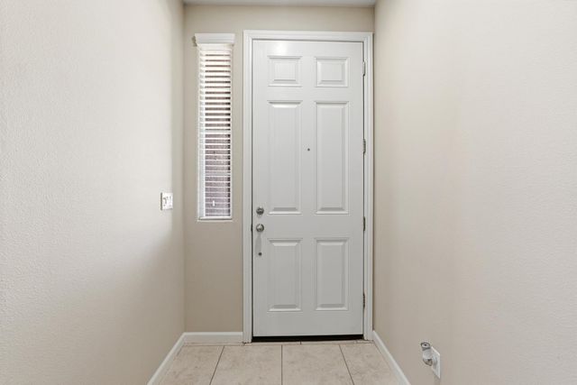 3546 Saginaw Avenue, Clovis, CA 93619