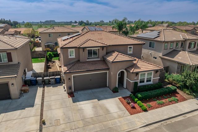 3546 Saginaw Avenue, Clovis, CA 93619