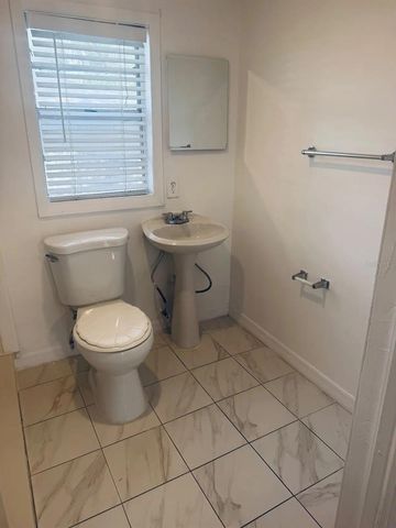 3711 N 35TH STREET, Tampa, FL 33610
