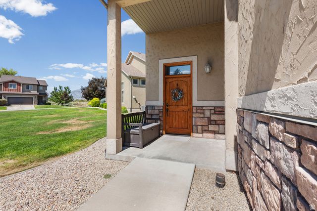 835 S FOX LN, Orem, UT 84059