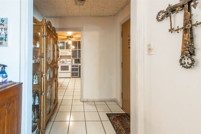 748 S Rusk Street, De Leon, TX 76444