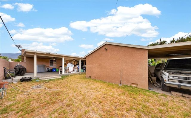 1097 E Mirada, San Bernardino, CA 92404