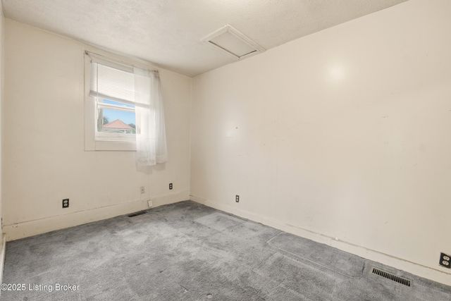 1038 Sylvia St, Louisville, KY 40217