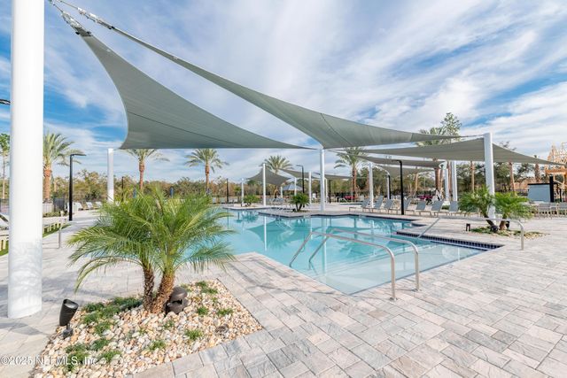 289 CRAFTON Circle, St. Johns, FL 32259