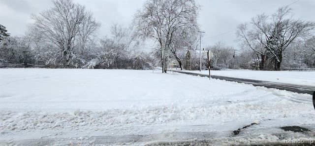 3997 17th Street, Detroit, MI 48208