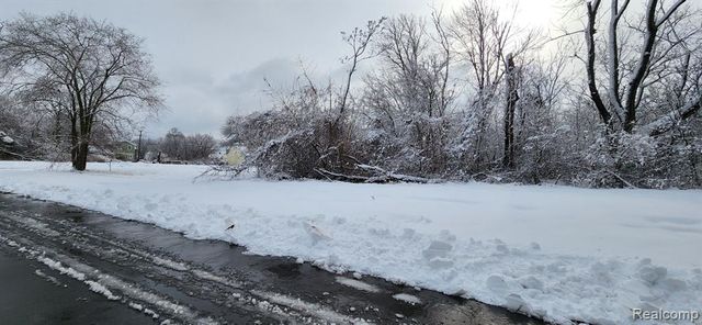 3997 17th Street, Detroit, MI 48208