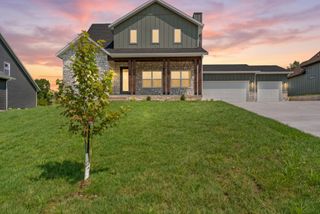 2071 E Will Street, Republic, MO 65738