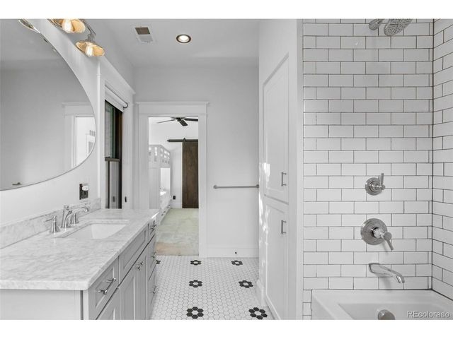 2417 W 35th Ave, Denver, CO 80211
