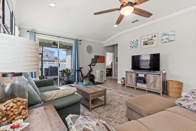 21 CREEKMORE Drive, St. Augustine, FL 32092