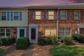 1446 Dover Road, Spartanburg, SC 29301