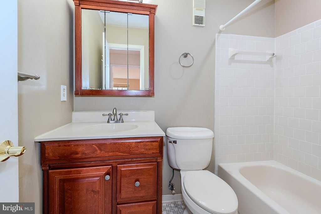 Image 14 of property listing at 1467 EAGLE CT, Arnold, MD 21012