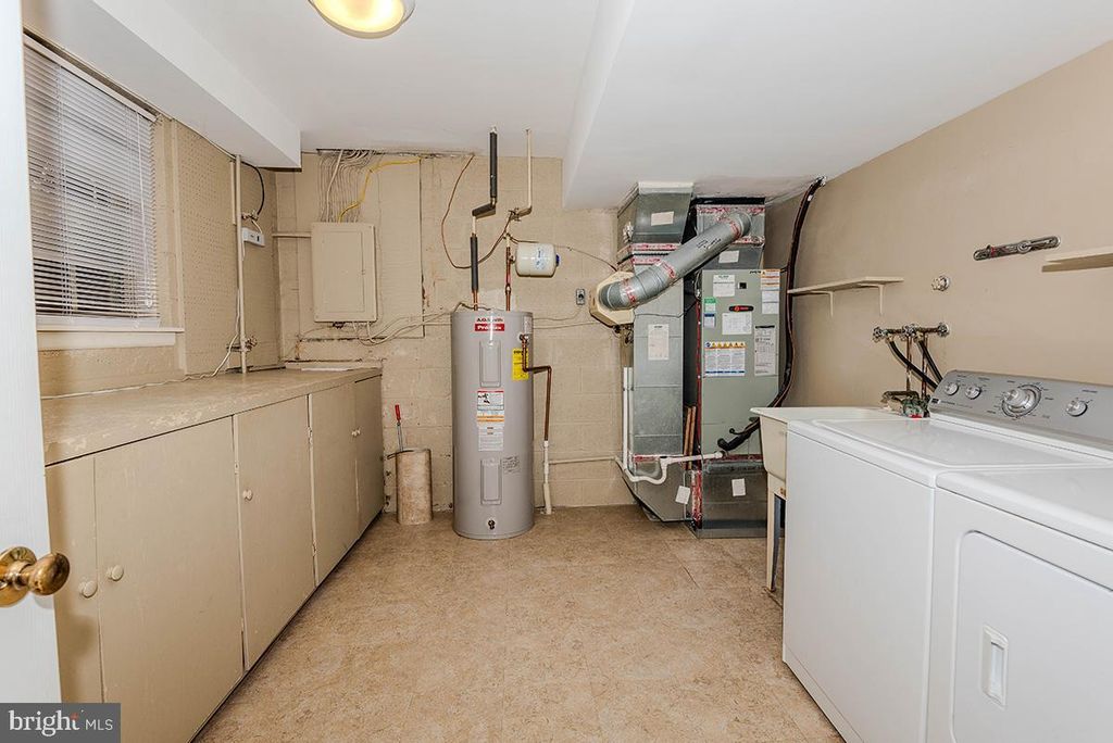 Image 19 of property listing at 1467 EAGLE CT, Arnold, MD 21012