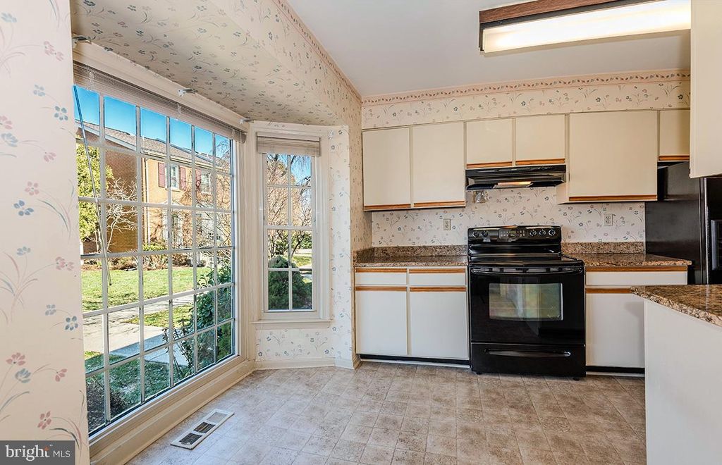 Image 4 of property listing at 1467 EAGLE CT, Arnold, MD 21012