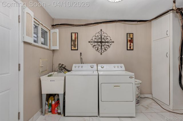 29517 Eastfield Street, Farmington Hills, MI 48334