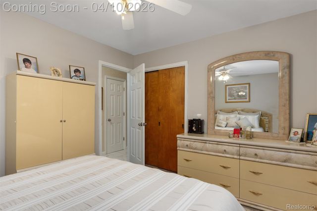 29517 Eastfield Street, Farmington Hills, MI 48334