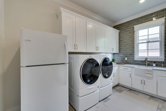 801 Stonewater Blvd, Franklin, TN 37064