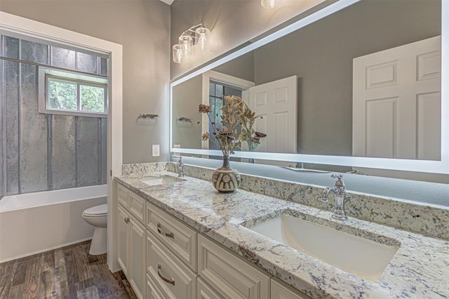 119 Miller Creek BLF, Briggs, TX 78608