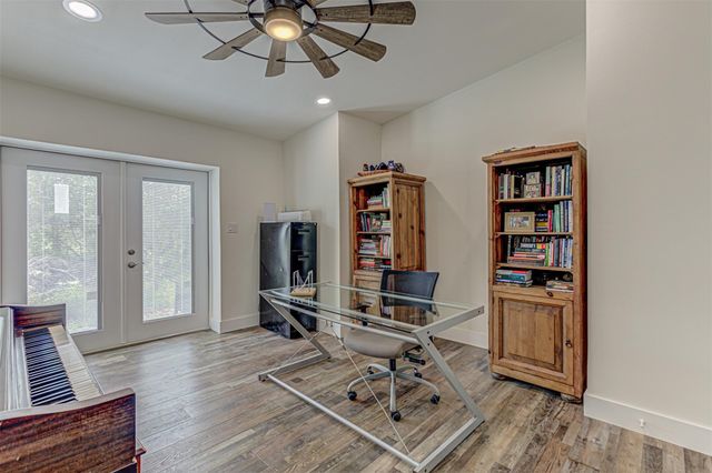 119 Miller Creek BLF, Briggs, TX 78608