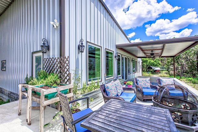 119 Miller Creek BLF, Briggs, TX 78608