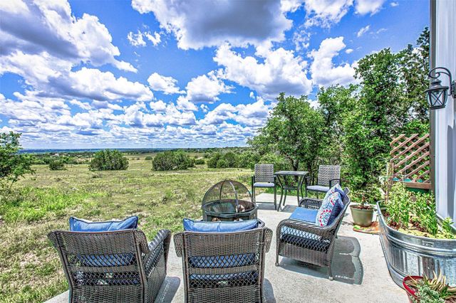 119 Miller Creek BLF, Briggs, TX 78608