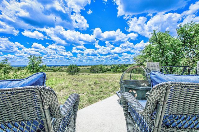 119 Miller Creek BLF, Briggs, TX 78608