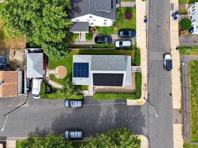 81 Tapley Ave, Revere, MA 02151