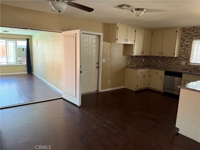 16037 Arroyo, Victorville, CA 92395