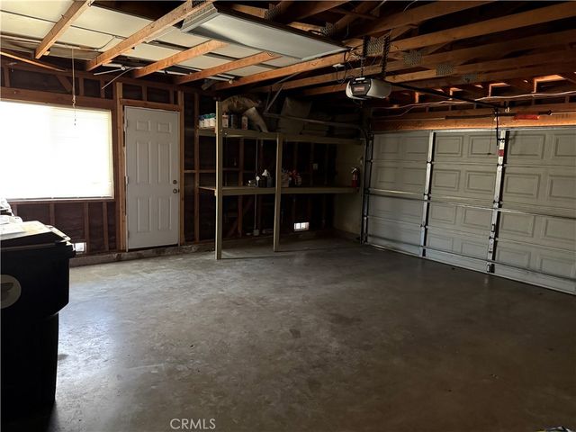 16037 Arroyo, Victorville, CA 92395