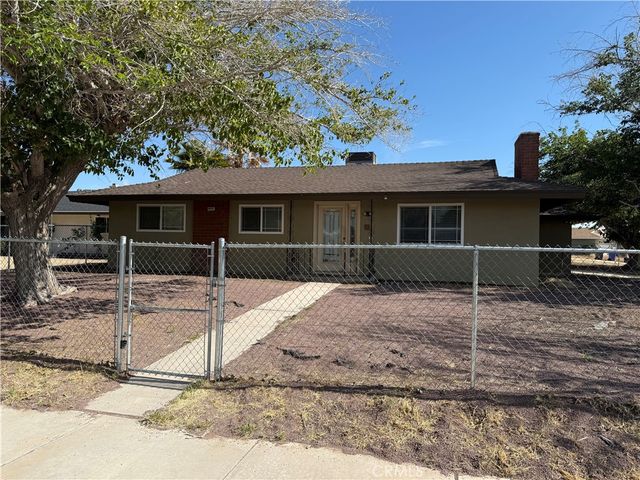 16037 Arroyo, Victorville, CA 92395