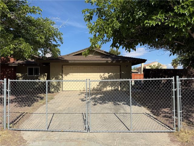 16037 Arroyo, Victorville, CA 92395