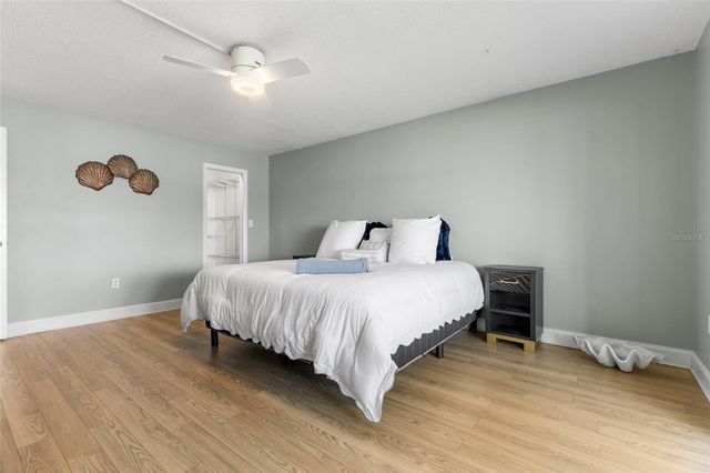 4775 COVE CIRCLE 202, St Petersburg, FL 33708