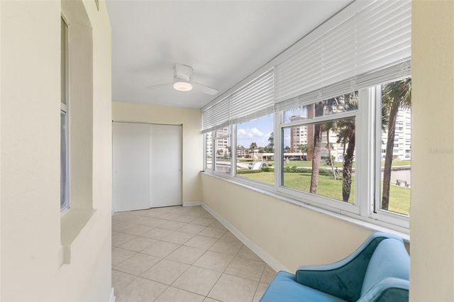 4775 COVE CIRCLE 202, St Petersburg, FL 33708