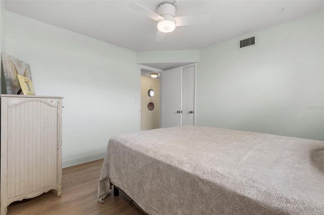 4775 COVE CIRCLE 202, St Petersburg, FL 33708