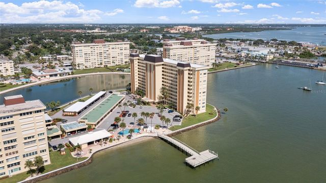 4775 COVE CIRCLE 202, St Petersburg, FL 33708