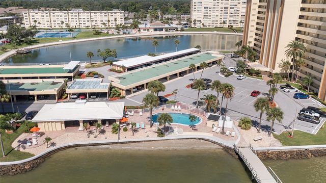 4775 COVE CIRCLE 202, St Petersburg, FL 33708