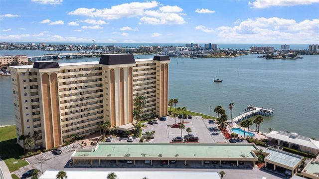4775 COVE CIRCLE 202, St Petersburg, FL 33708