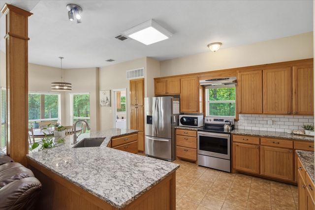 2112 Vz County Road 1215, Canton, TX 75103